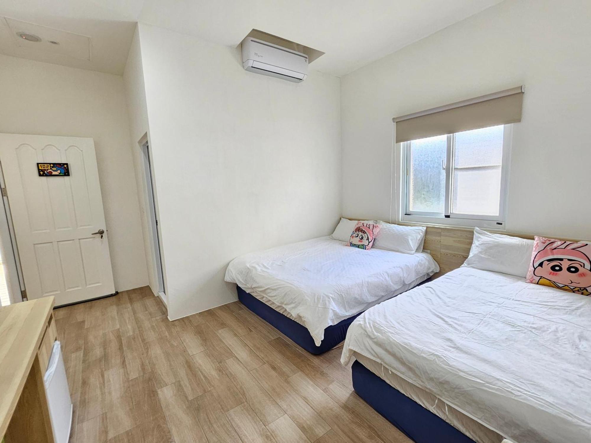 舞浪海景旅店 Hotel Xiaoliuqiu Luaran gambar