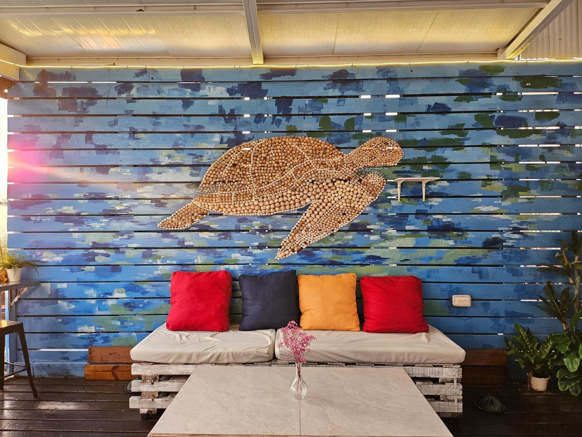 舞浪海景旅店 Hotel Xiaoliuqiu Luaran gambar