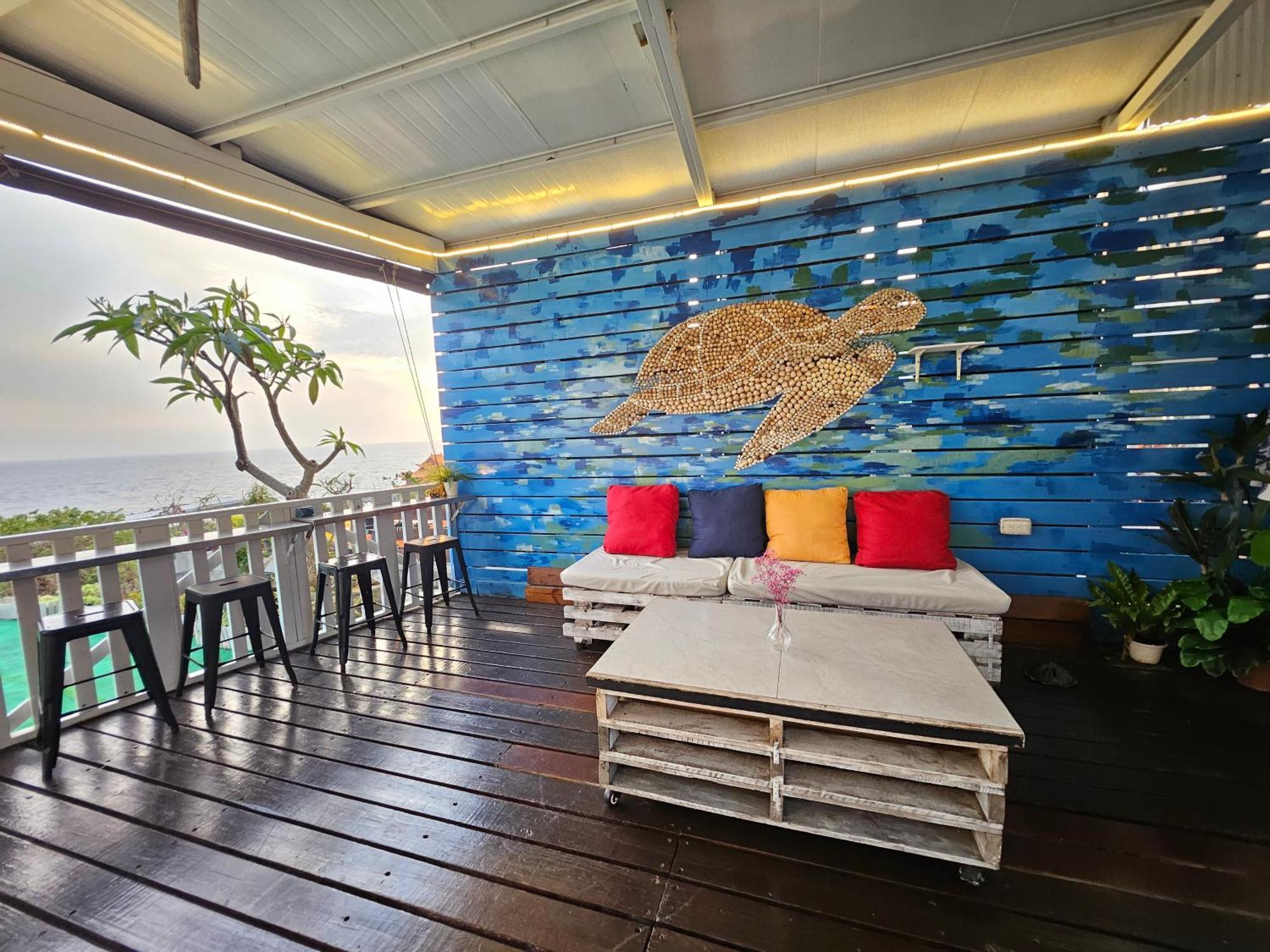 舞浪海景旅店 Hotel Xiaoliuqiu Luaran gambar