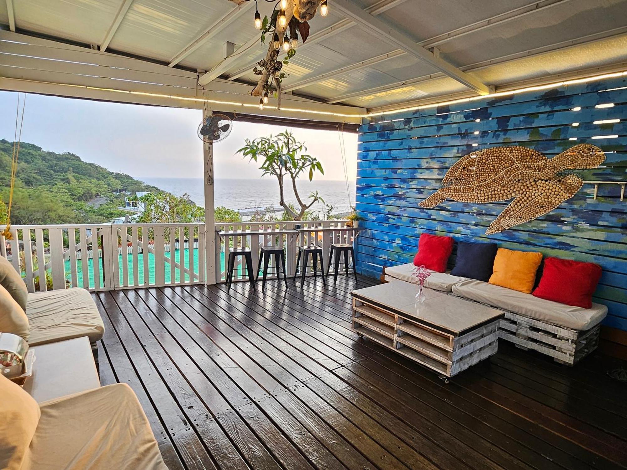 舞浪海景旅店 Hotel Xiaoliuqiu Luaran gambar